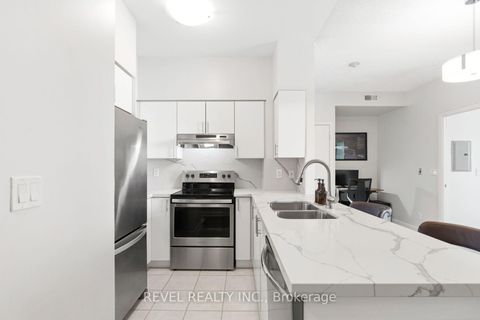 Photo 5 at 2001 - 231 Fort York Boulevard, Niagara, Toronto