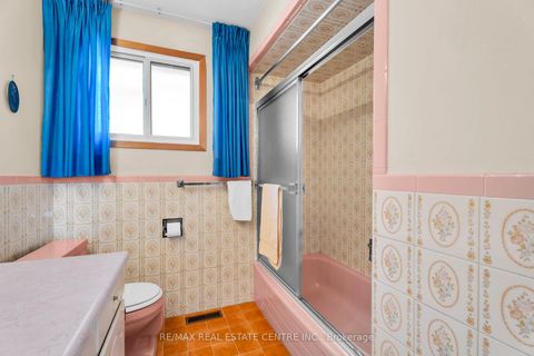 Photo 26 at 4 Dunreo Drive, CFB, Toronto