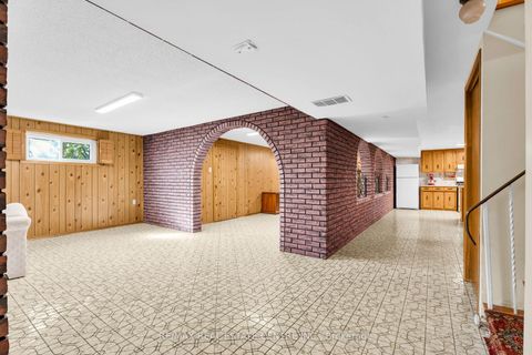 Photo 28 at 4 Dunreo Drive, CFB, Toronto