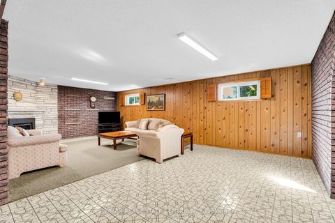 Photo 29 at 4 Dunreo Drive, CFB, Toronto