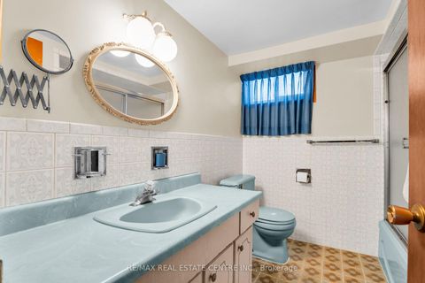 Photo 42 at 4 Dunreo Drive, CFB, Toronto