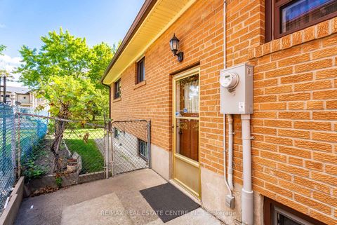 Photo 49 at 4 Dunreo Drive, CFB, Toronto