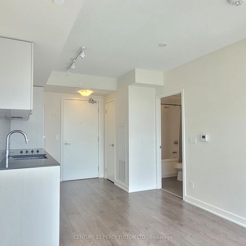 Photo 11 at 1508 - 2 Sonic Way, Flemingdon Park, Toronto