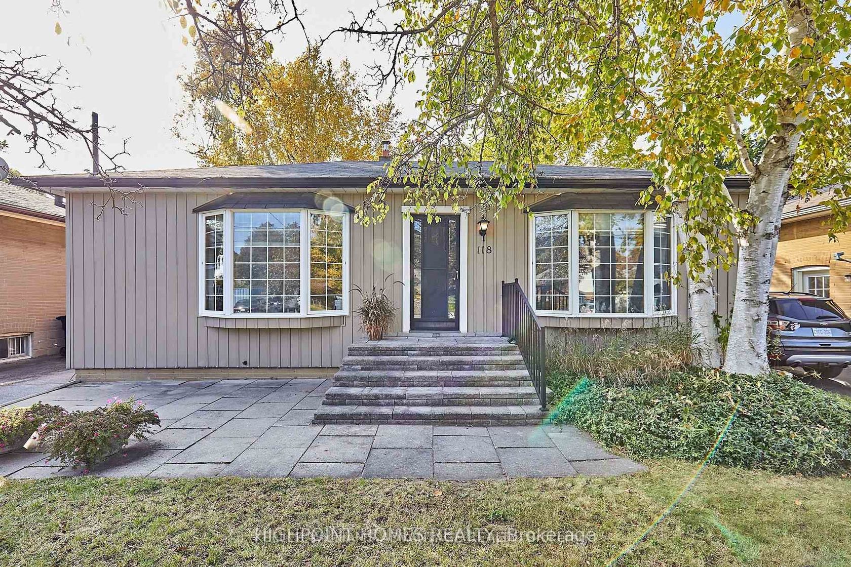 118 Kitchener Road, West Hill, Toronto 