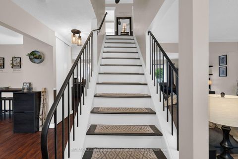 Photo 9 at 48 Oren Boulevard, Sunnidale, Barrie