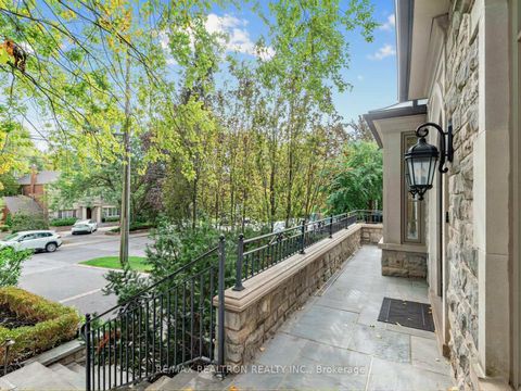 Photo 2 at 516 Vesta Drive, Forest Hill South, Toronto
