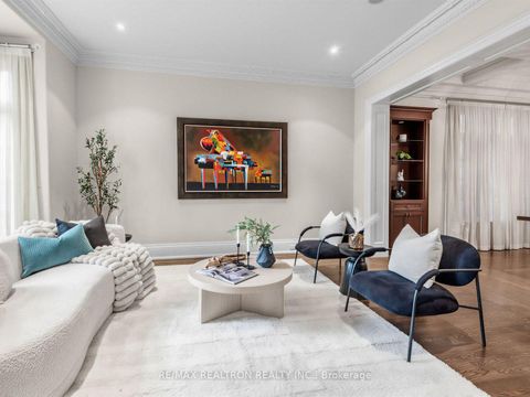 Photo 6 at 516 Vesta Drive, Forest Hill South, Toronto