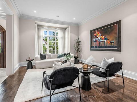 Photo 7 at 516 Vesta Drive, Forest Hill South, Toronto