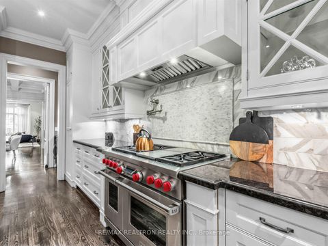 Photo 15 at 516 Vesta Drive, Forest Hill South, Toronto