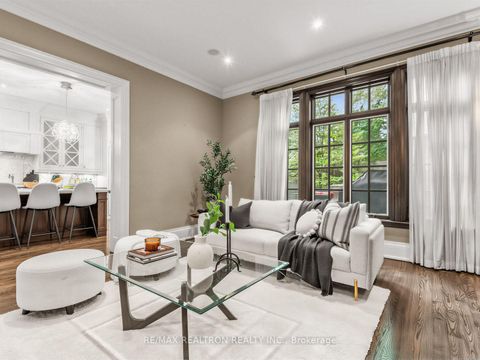 Photo 18 at 516 Vesta Drive, Forest Hill South, Toronto
