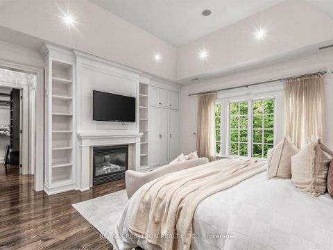 Photo 26 at 516 Vesta Drive, Forest Hill South, Toronto