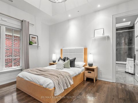 Photo 31 at 516 Vesta Drive, Forest Hill South, Toronto