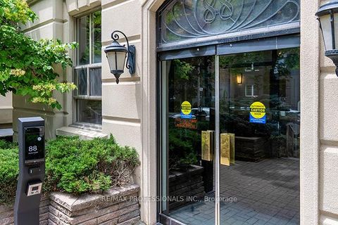 Photo 3 at 702 - 88 Charles Street E, Yonge Corridor, Toronto