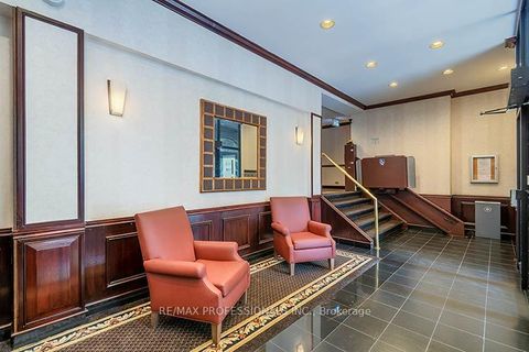 Photo 4 at 702 - 88 Charles Street E, Yonge Corridor, Toronto
