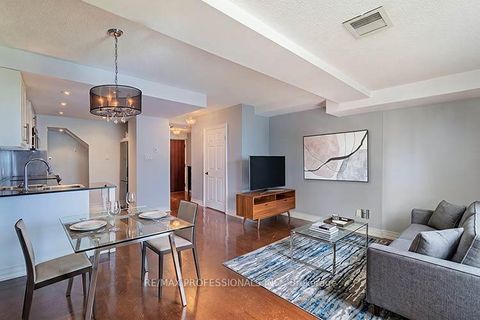 Photo 10 at 702 - 88 Charles Street E, Yonge Corridor, Toronto