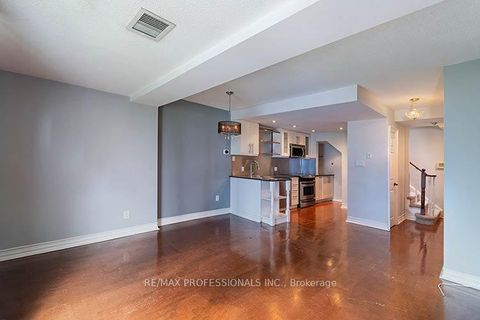 Photo 14 at 702 - 88 Charles Street E, Yonge Corridor, Toronto