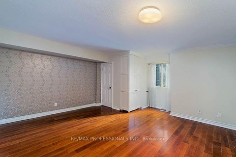 Photo 22 at 702 - 88 Charles Street E, Yonge Corridor, Toronto