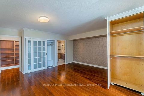 Photo 25 at 702 - 88 Charles Street E, Yonge Corridor, Toronto