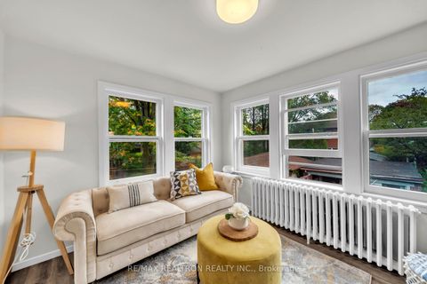 Photo 13 at 155 Arlington Avenue, Cedarvale, Toronto