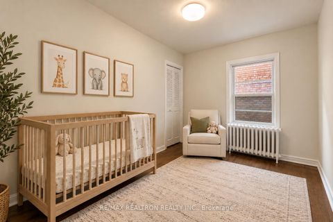 Photo 15 at 155 Arlington Avenue, Cedarvale, Toronto
