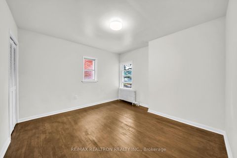 Photo 16 at 155 Arlington Avenue, Cedarvale, Toronto