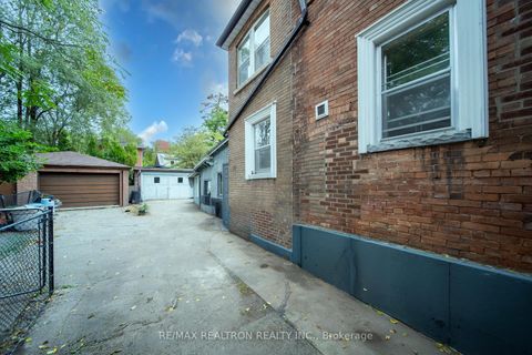 Photo 21 at 155 Arlington Avenue, Cedarvale, Toronto