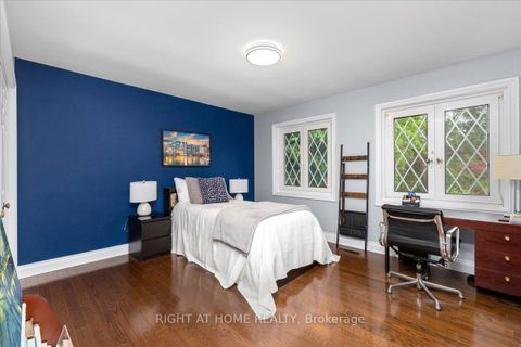 Photo 22 at 437 The Kingsway, Humber Valley, Toronto