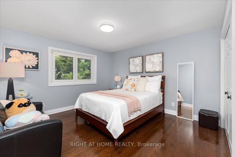 Photo 23 at 437 The Kingsway, Humber Valley, Toronto