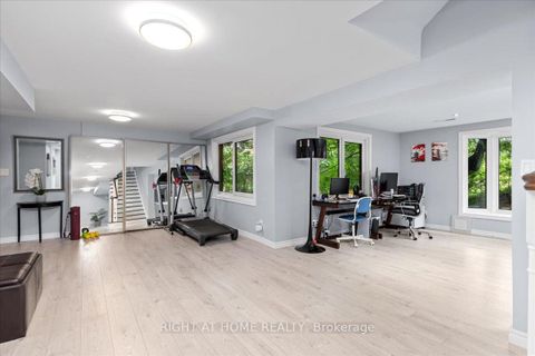 Photo 28 at 437 The Kingsway, Humber Valley, Toronto