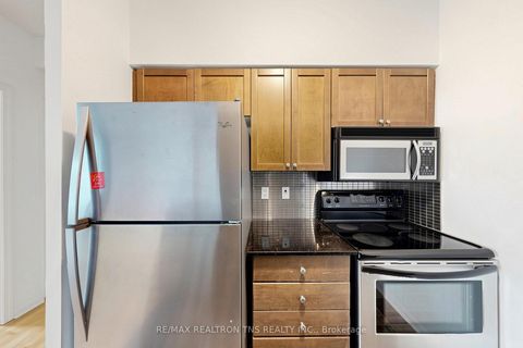 Photo 19 at 1501 - 228 Queens Quay W, Waterfront Communities C1, Toronto