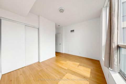 Photo 27 at 1501 - 228 Queens Quay W, Waterfront Communities C1, Toronto