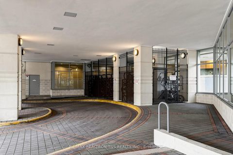Photo 49 at 1501 - 228 Queens Quay W, Waterfront Communities C1, Toronto