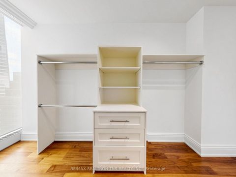 Photo 25 at 3803 - 183 Wellington Street W, Waterfront Communities C1, Toronto