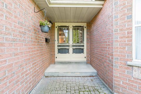 Photo 3 at 230 Mary Anne Drive, Painswick North, Barrie