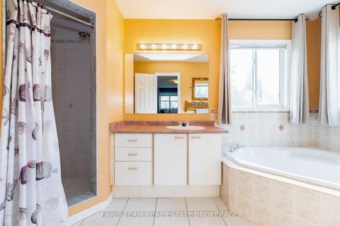 Photo 21 at 230 Mary Anne Drive, Painswick North, Barrie