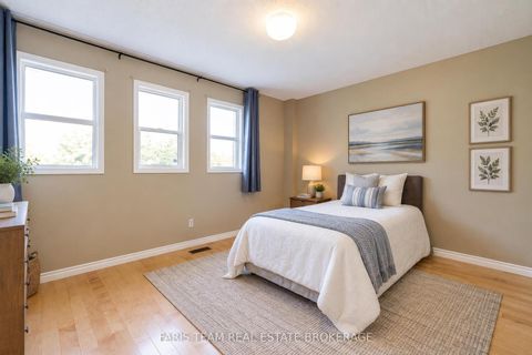 Photo 24 at 230 Mary Anne Drive, Painswick North, Barrie