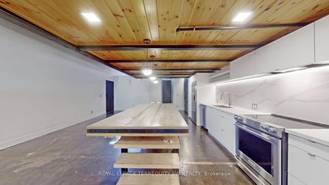 Photo 3 at 124 - 326 Carlaw Avenue, South Riverdale, Toronto