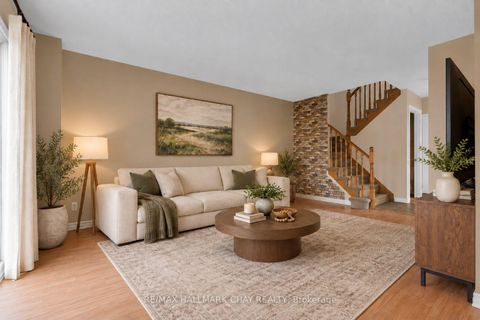 Photo 8 at 104 Ferguson Drive, Northwest, Barrie