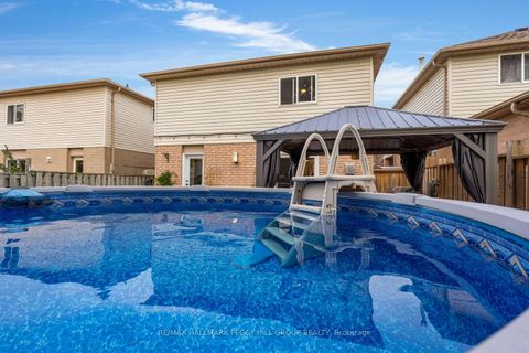 Photo 1 at 128 Churchland Drive, Holly, Barrie