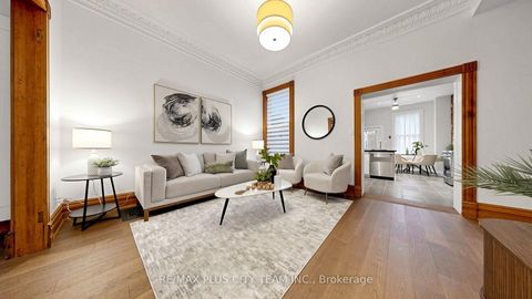 Photo 11 at 201 Seaton Street, South St. James Town, Toronto