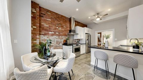 Photo 19 at 201 Seaton Street, South St. James Town, Toronto