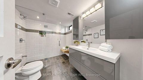 Photo 25 at 201 Seaton Street, South St. James Town, Toronto