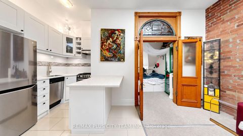 Photo 33 at 201 Seaton Street, South St. James Town, Toronto
