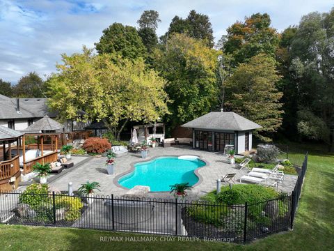 Photo 1 at 6513 King Road, Nobleton, King