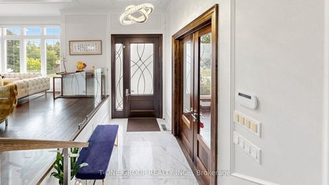 Photo 3 at 43 Rockport Crescent, Crosby, Richmond Hill
