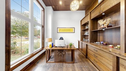 Photo 5 at 43 Rockport Crescent, Crosby, Richmond Hill