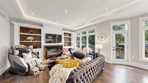Photo 14 at 43 Rockport Crescent, Crosby, Richmond Hill