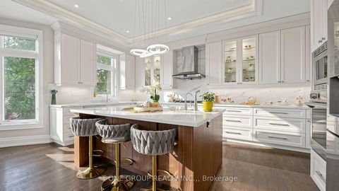 Photo 16 at 43 Rockport Crescent, Crosby, Richmond Hill