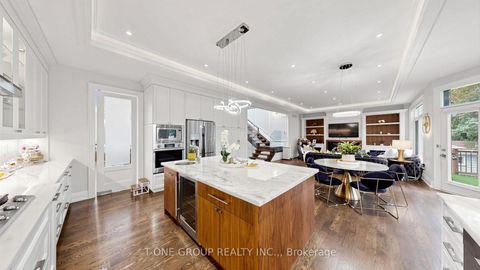 Photo 20 at 43 Rockport Crescent, Crosby, Richmond Hill