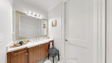 Photo 23 at 43 Rockport Crescent, Crosby, Richmond Hill